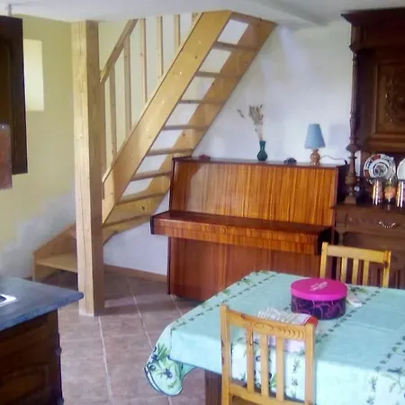 Gîte indépendant avec grand parking extérieur *