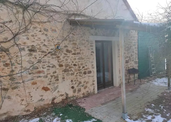 Gîte indépendant avec grand parking extérieur *