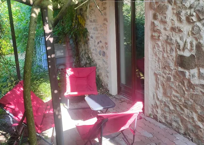 Hébergement de vacances Gîte indépendant avec grand parking extérieur Sargé Les Le Mans